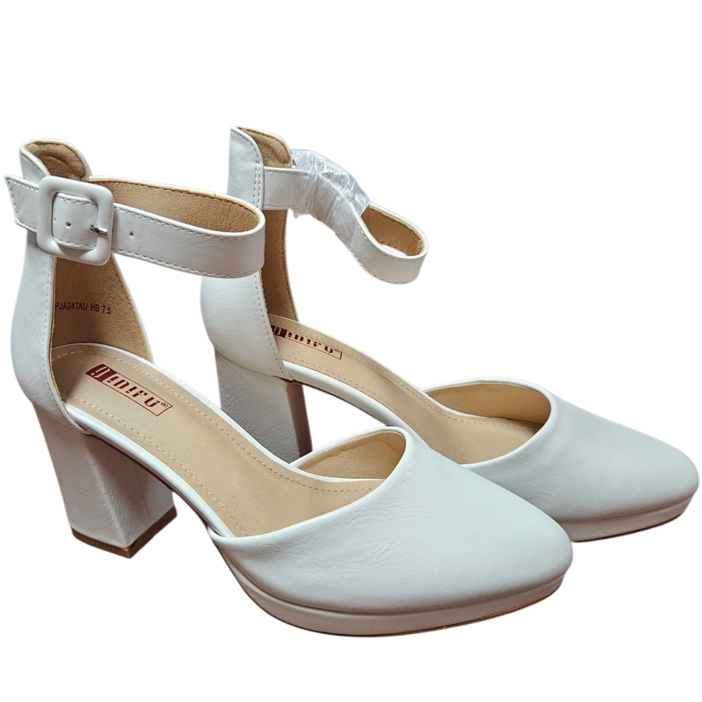 IDIFU White Block Heel Ankle Strap Pumps – Size 7.5